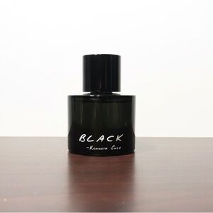 Kenneth Cole Black Eau de Toilette Half Bottle